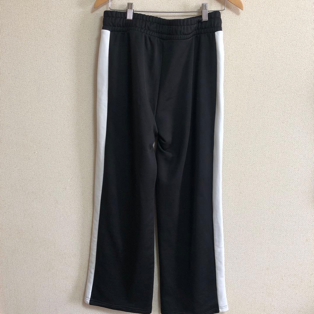 PUMA 刺繍ロゴ　ブラック ジャージ上下セット Lサイズ