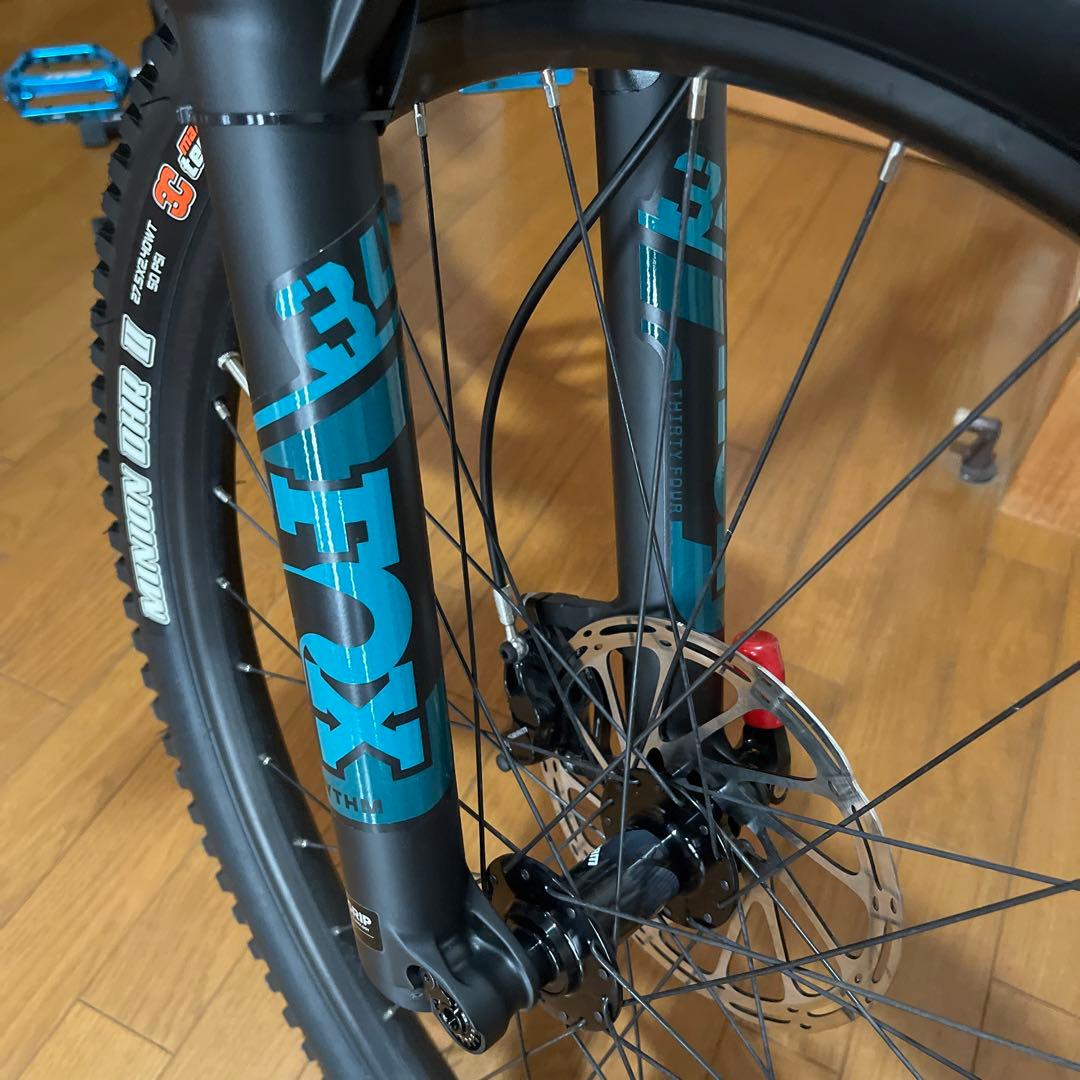 ほぼ新品　サンタクルーズ　5010 マウンテンバイク　自転車