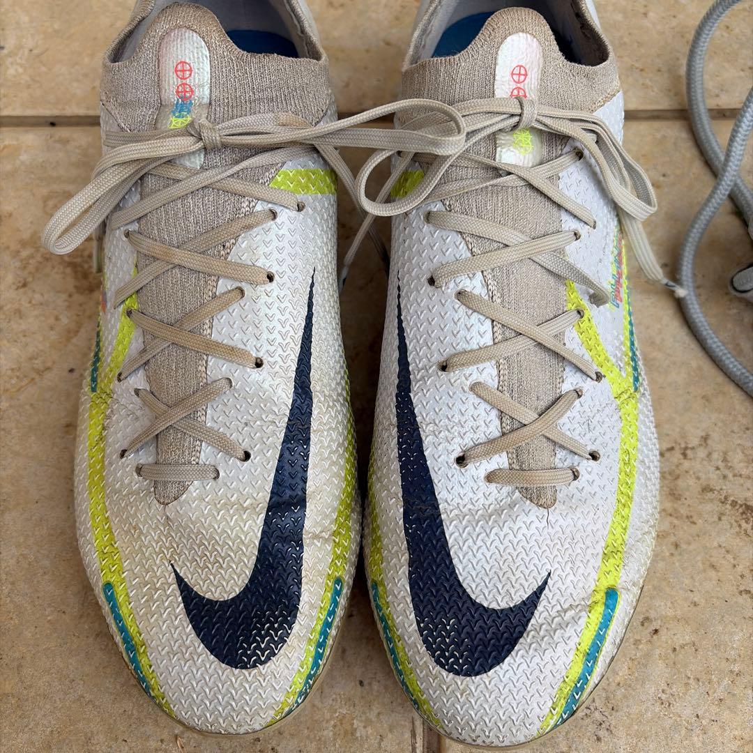 Nike PHANTOM GT2 エリート　AG-PRO