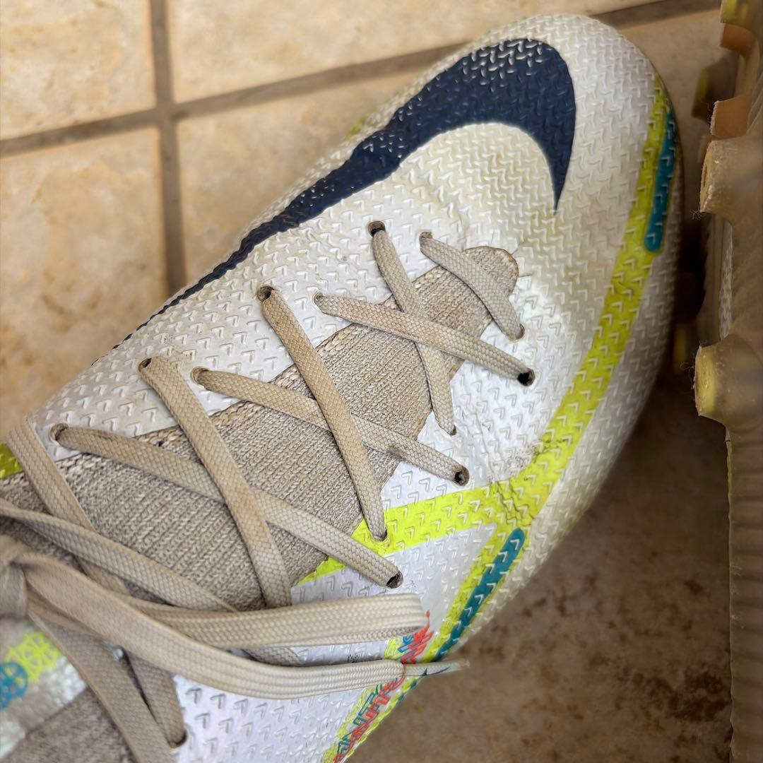 Nike PHANTOM GT2 エリート　AG-PRO