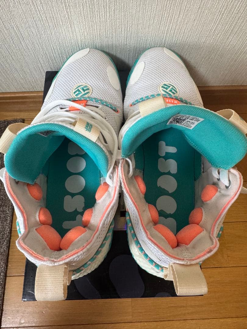 adidas Harden Vol. 6 ホワイト/アクア