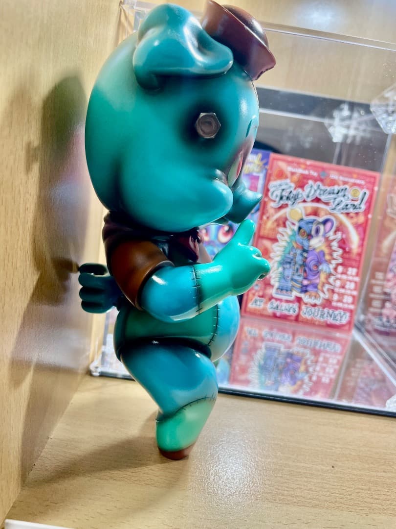 その他 BlackBook Toy piggums