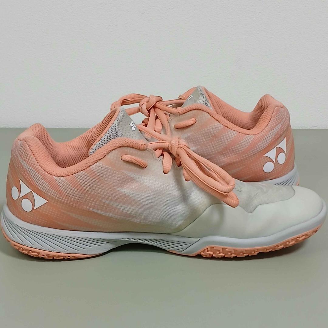 【美品】YONEX パワークッション エアラスZウィメン バドミントン 23cm