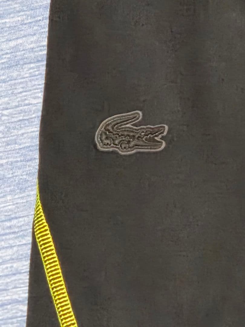 LACOSTE ブラックレギンス