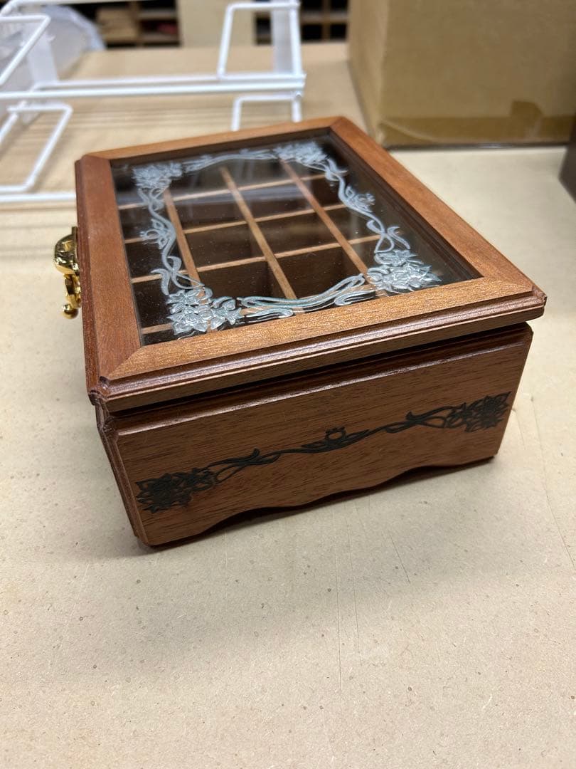 こだわり木製コレクションボックス 20区画