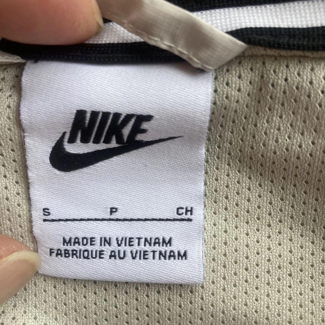Nike ウィンドブレーカーレディース 赤/青/黄色