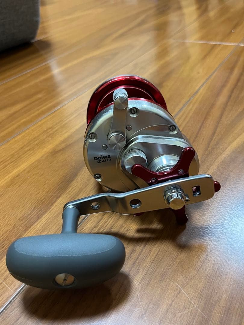 リール　イシダイ　z40 トーナメント