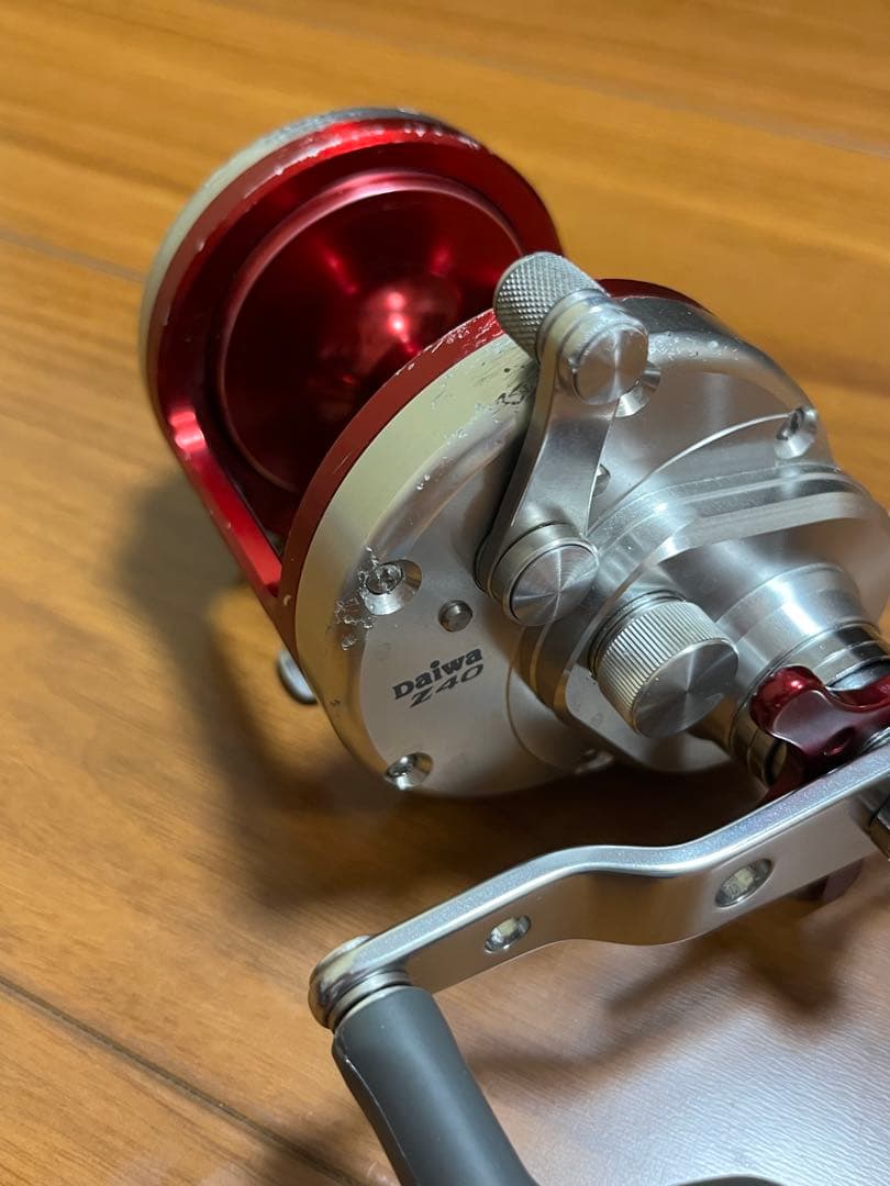 リール　イシダイ　z40 トーナメント