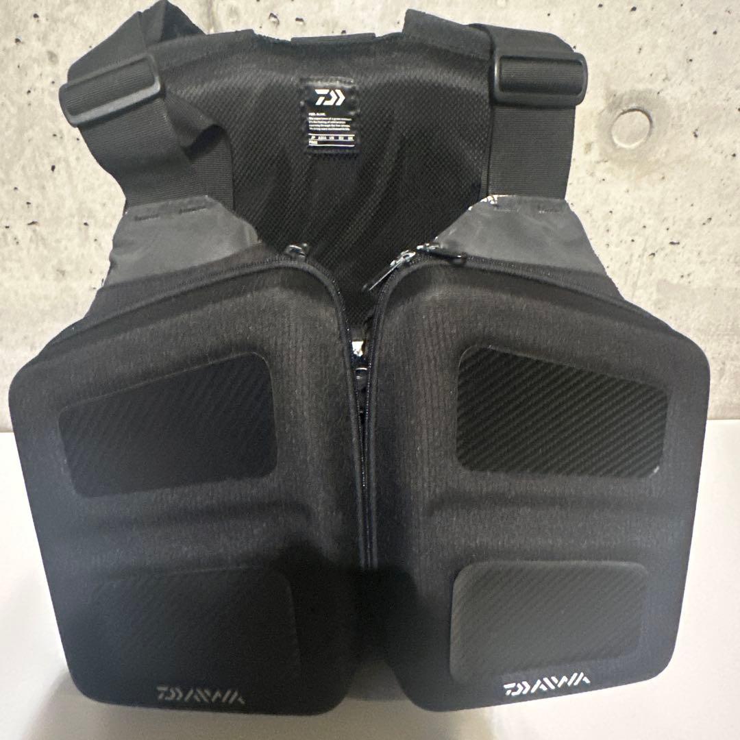 ダイワ　タクティカルゲームベストDF-4020 パーツプライヤーケース3点