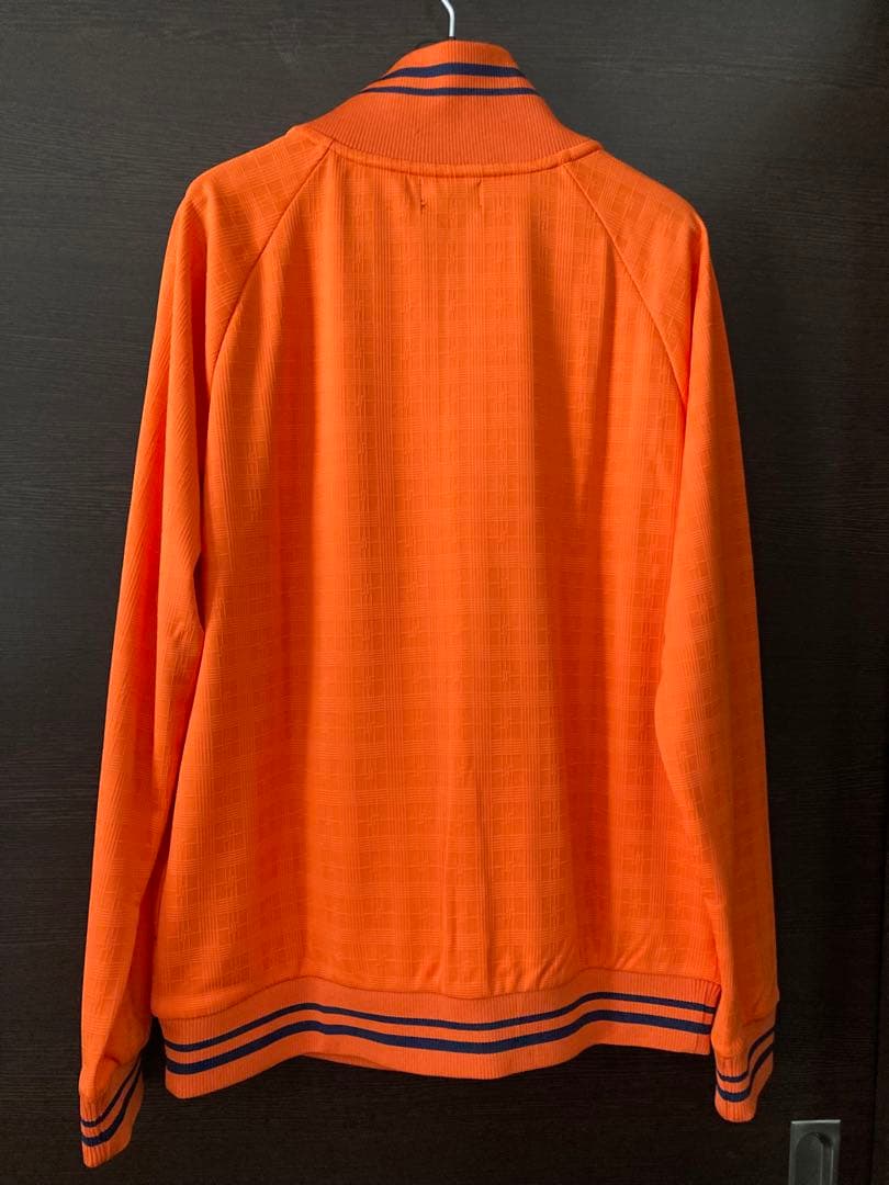 新品　LUCENT ウォームアップシャツ