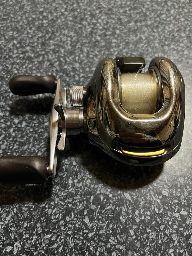 シマノ 初代アンタレス RH220 ベイトリール