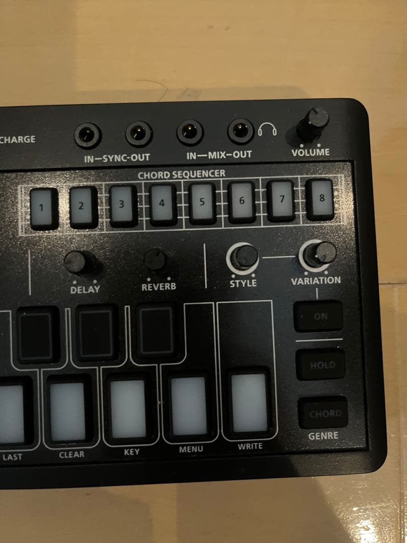 鍵盤楽器 Roland J-6
