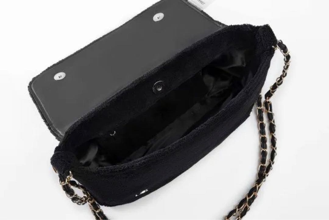 M*。様 訳あり品 CHANELシャネル ミニバッグ ポーチ ブラック×ホワイト