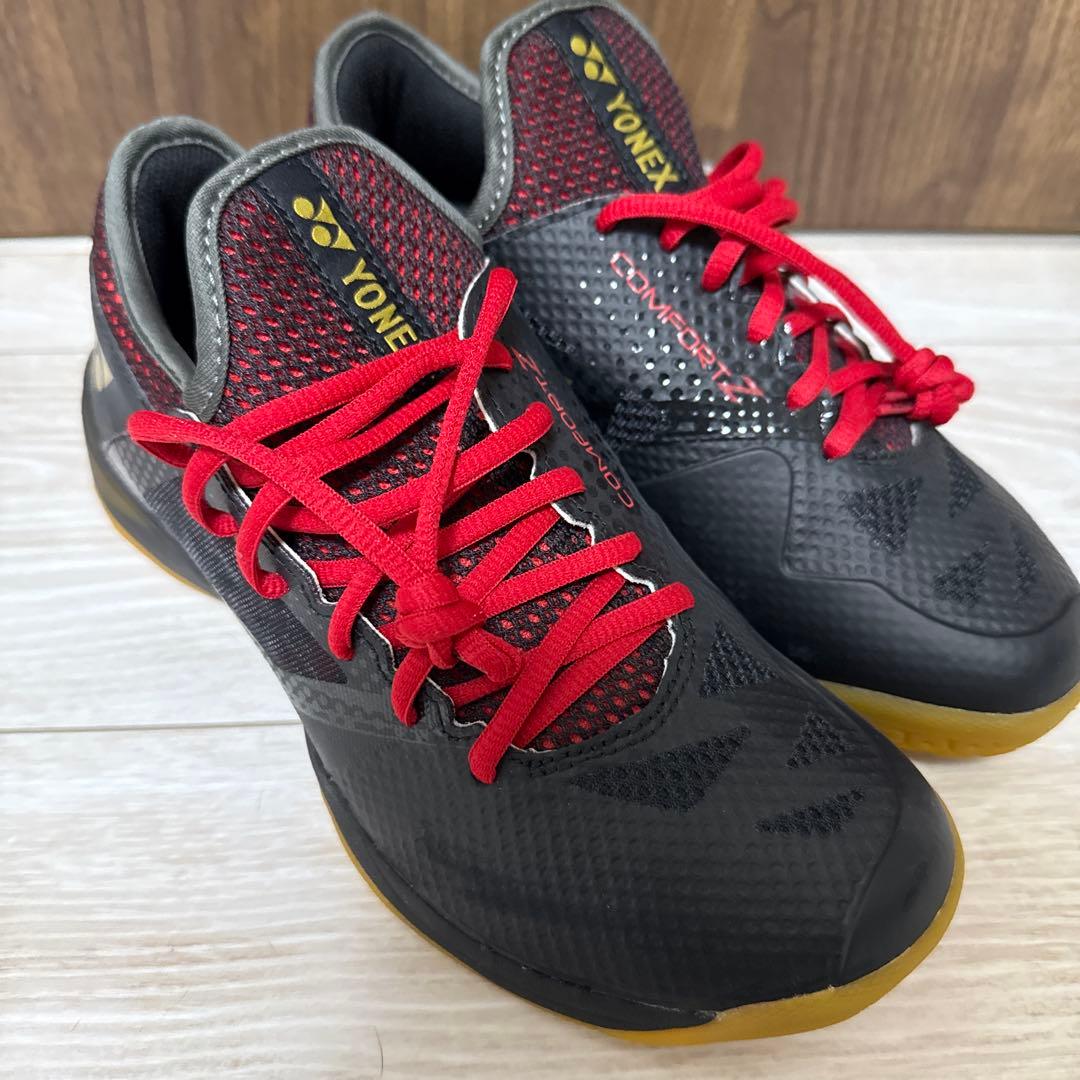 【タグ付き】YONEX ヨネックス バドミントンシューズ　24センチ