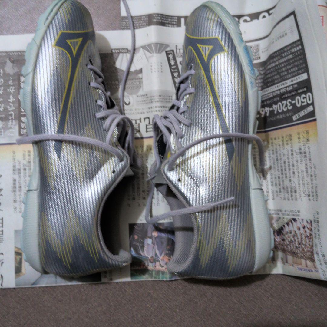 Mizuno サッカーシューズ US 8.5 シルバー