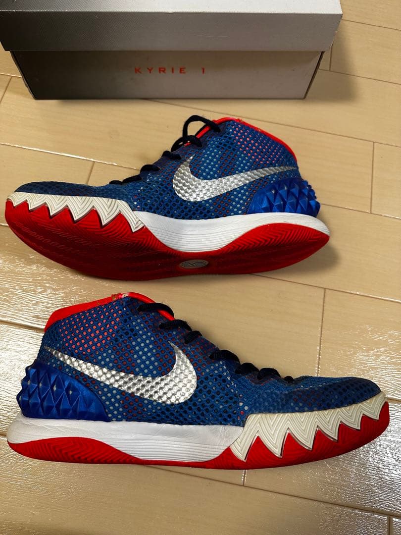 NIKE KYRIE 1 バスケットボールシューズ　28cm