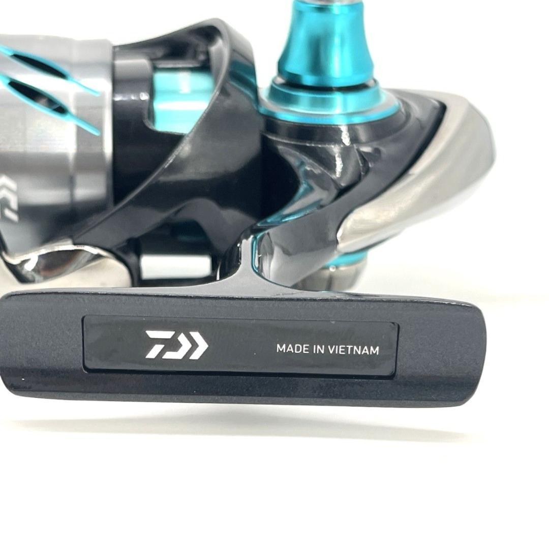 【新品未使用】ダイワ 24エメラルダス X LT2500