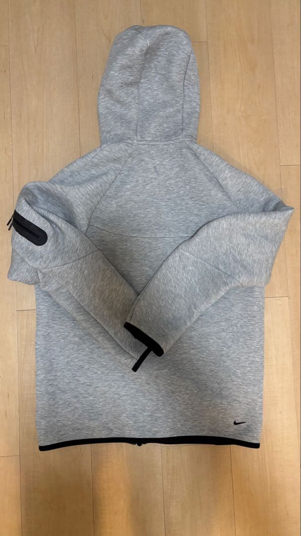 NIKE テックフリース セットアップ M グレー　現行モデル