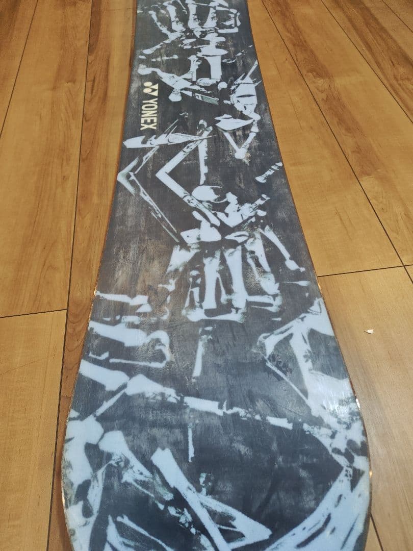 美品 YONEXヨネックス SMOOTH TR 147 fluxバイン他おまけ付