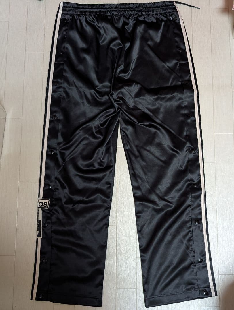 サテン　アディブレイクパンツ adidasパンツ　ボトムス 2XL