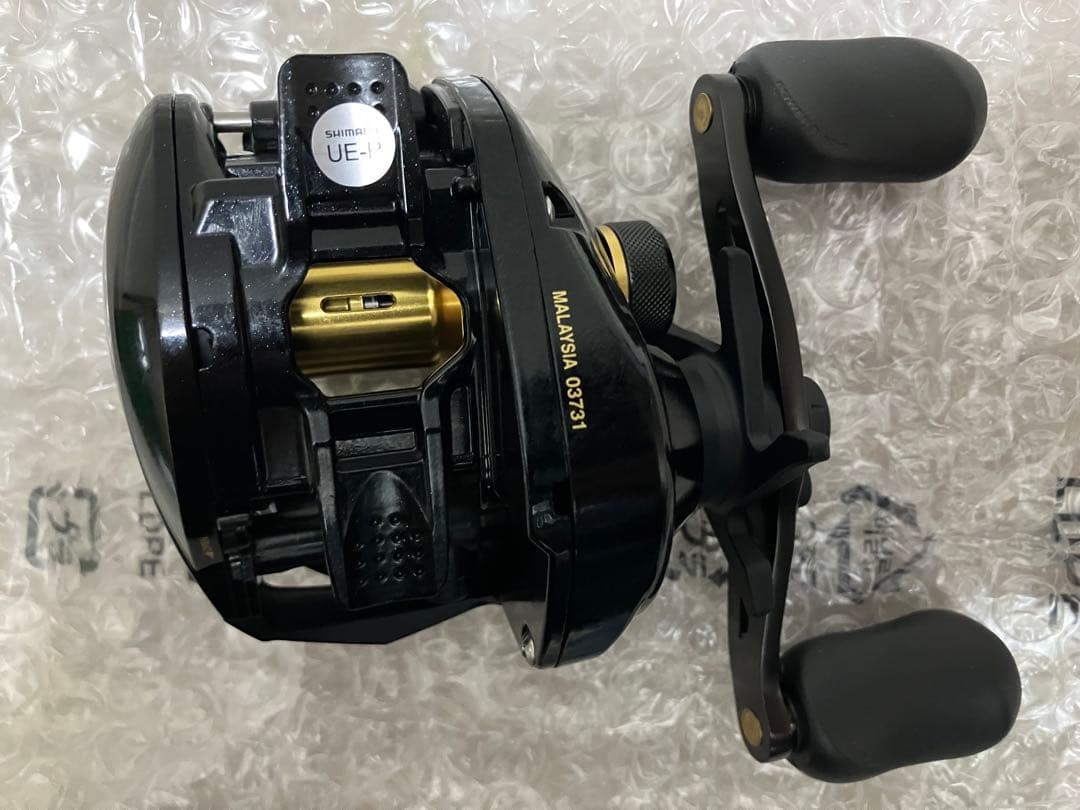 シマノ 17 バスワンXT 150（右ハンドル仕様） リール ベイトリール