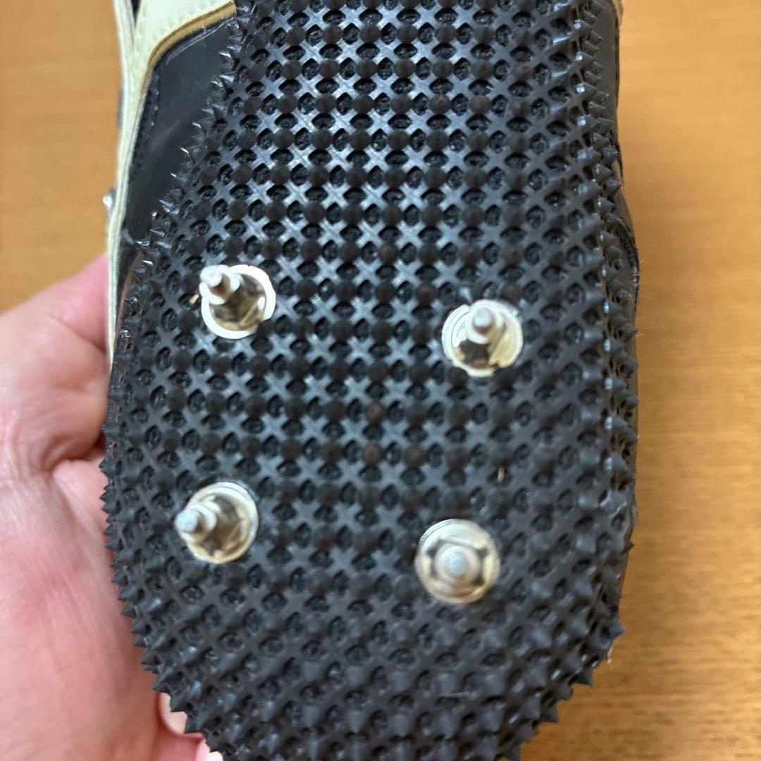 右踏切り高跳びMizuno スパイクシューズ　24.5