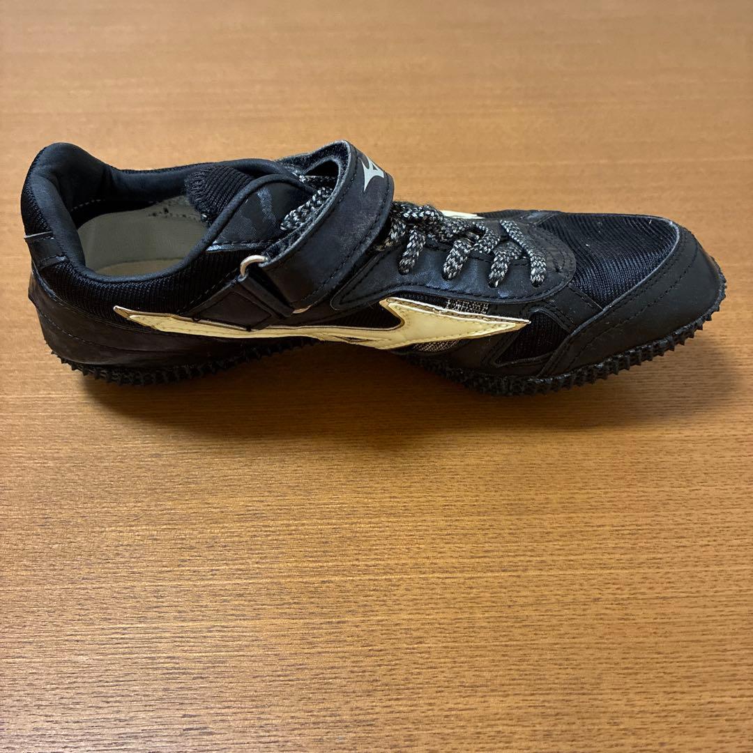 右踏切り高跳びMizuno スパイクシューズ　24.5