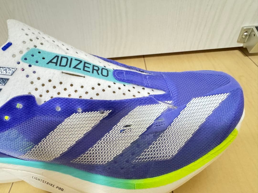 ⚠️アディオスプロ3 25.０センチ
