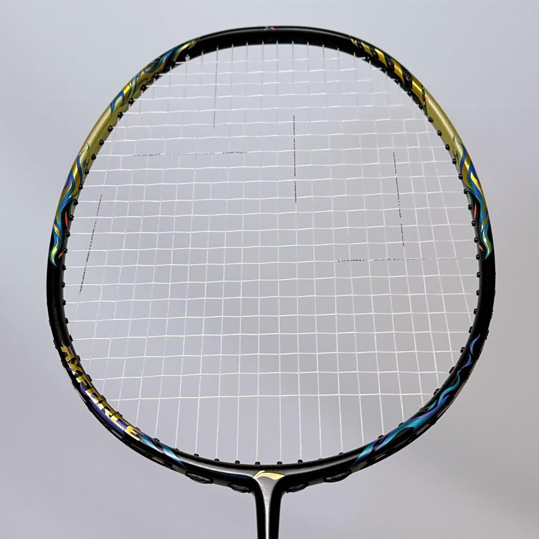 【美品】LI-NING リーニン バドミントンラケット AXFORCE 100