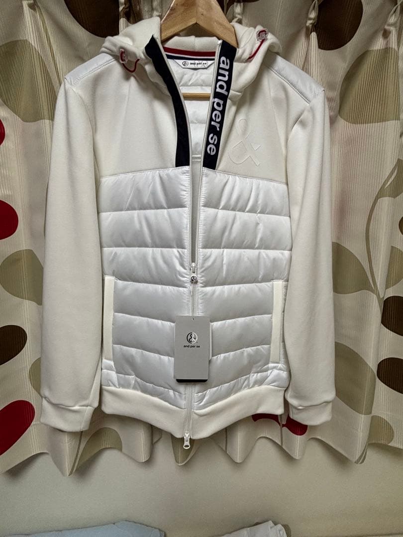 お値下げしました➡️and per se ホワイト ジャケット