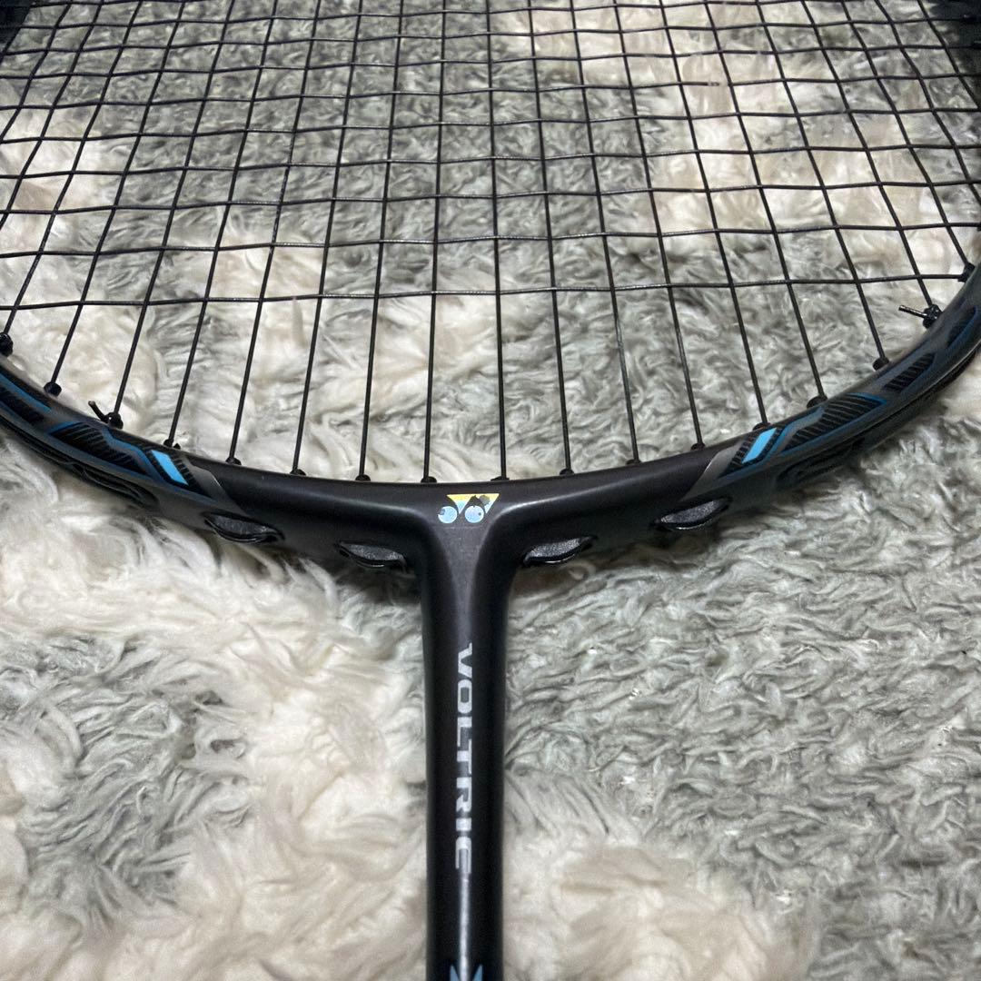 YONEX ボルトリック Z-FORCE 2 3U5 バドミントンラケット