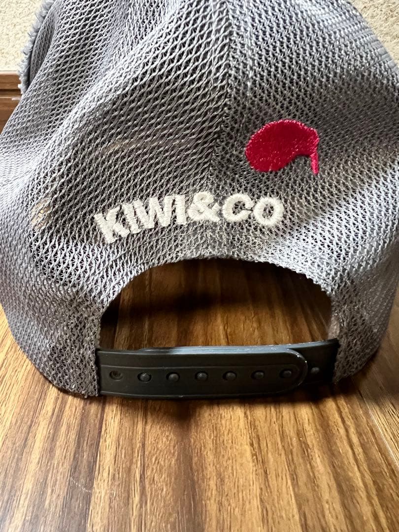 KIWI&CO. フリンジ加工キャップ