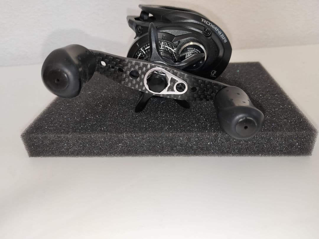 琥*珀様 Abu Garcia ROXANI BF8 リール