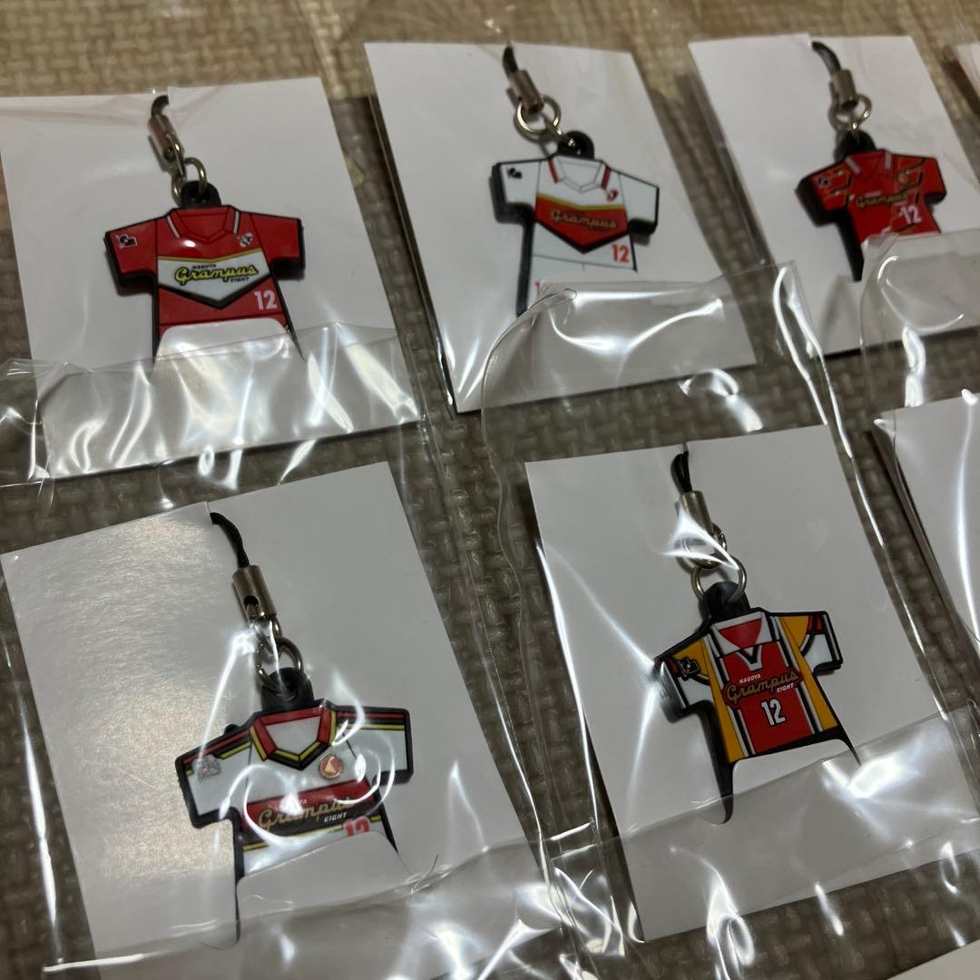 【希少品】【年代物】名古屋グランパス 歴代ユニフォームストラップ【フルコンプ】