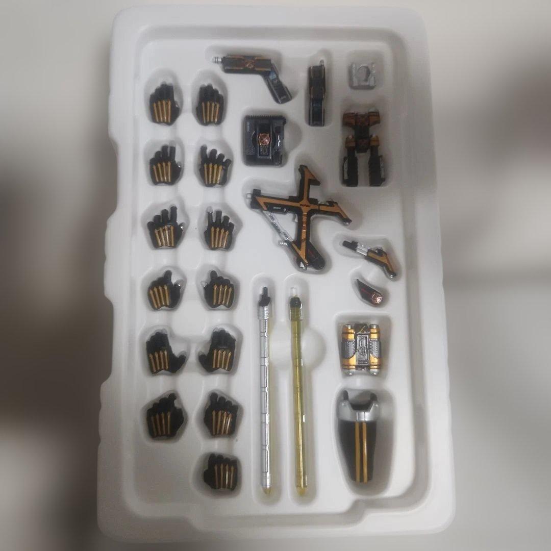 真骨彫製法　仮面ライダーカイザ