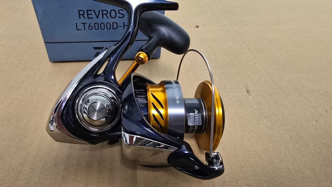 新品、ダイワ(DAIWA) スピニングリール 24レブロス 6000Ｄ－Ｈ