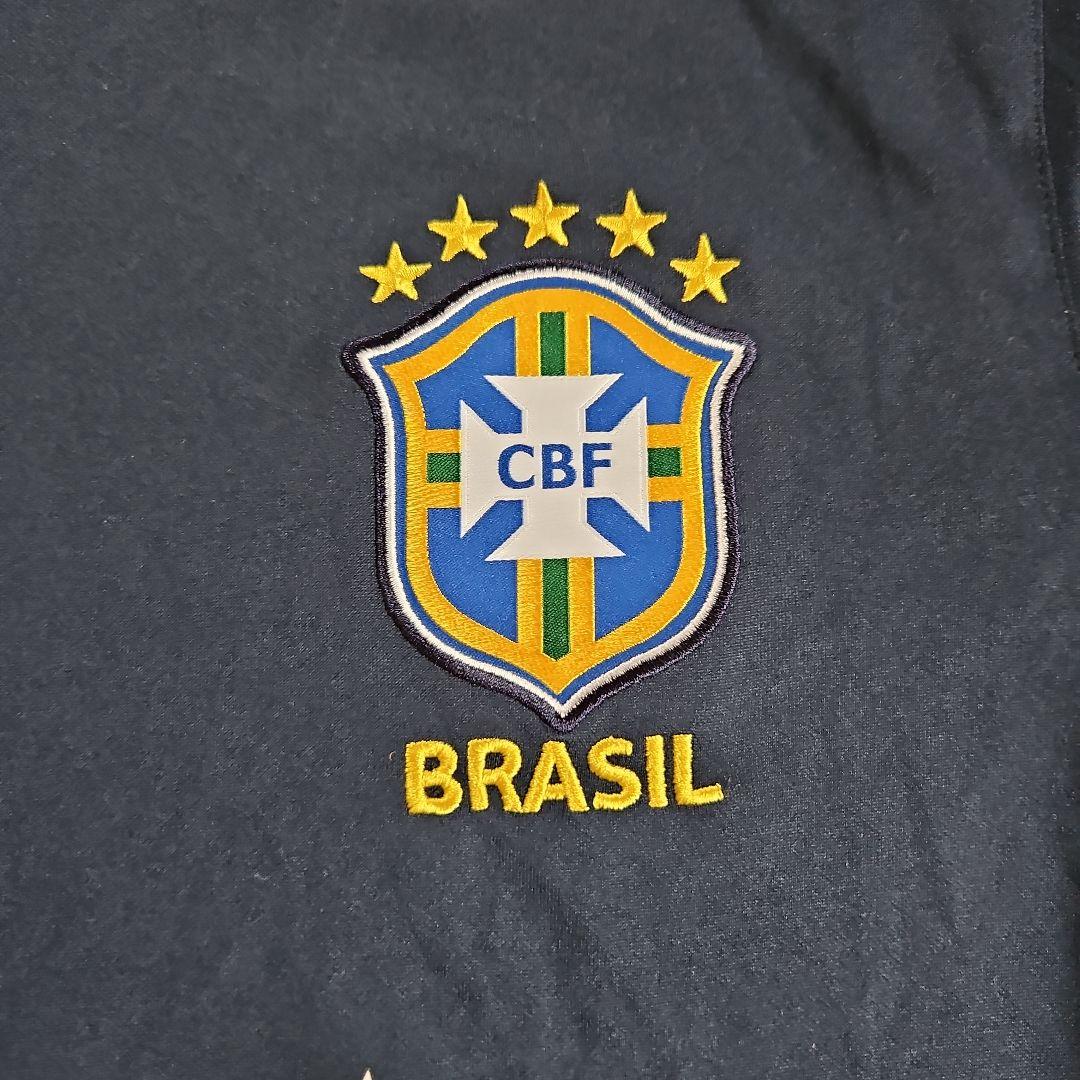 ナイキ ブラジル代表　トレーニングウェア　Mサイズ ネイビー