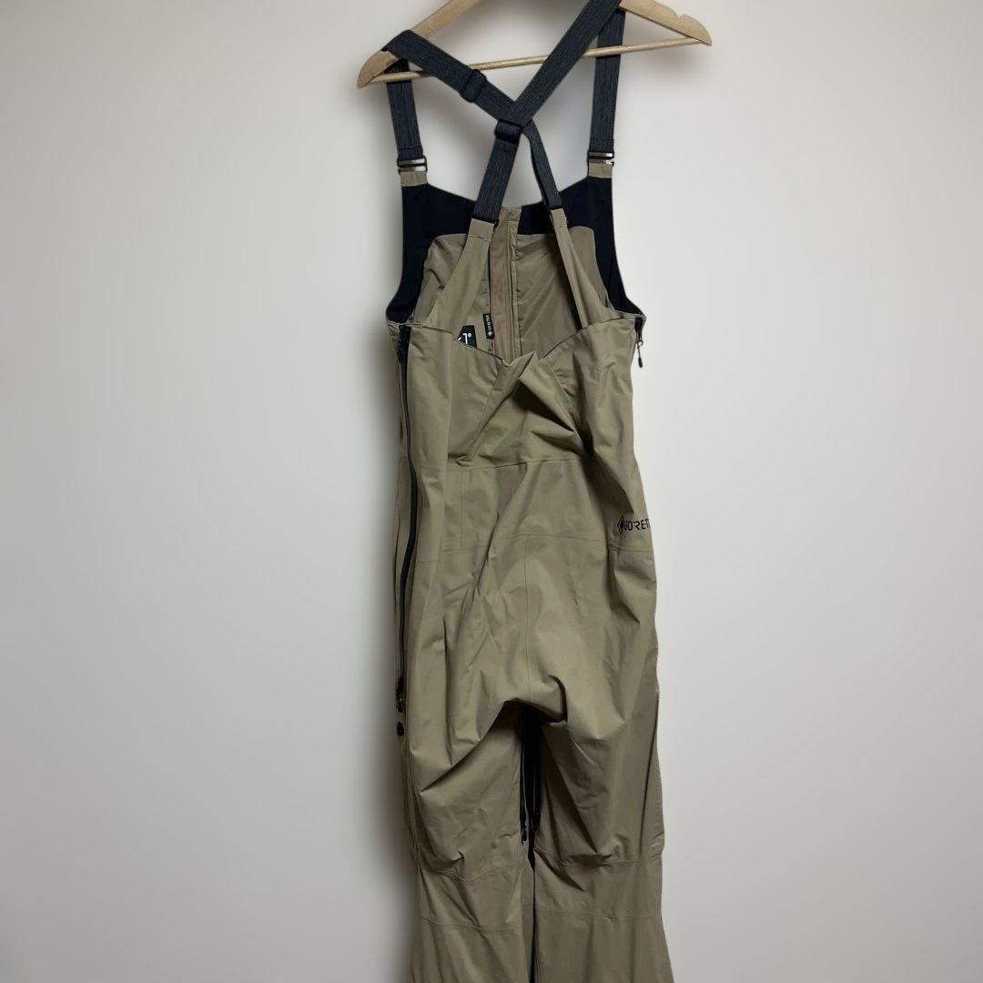 Burton [ak] 2L GORE-TEX ビブパンツ