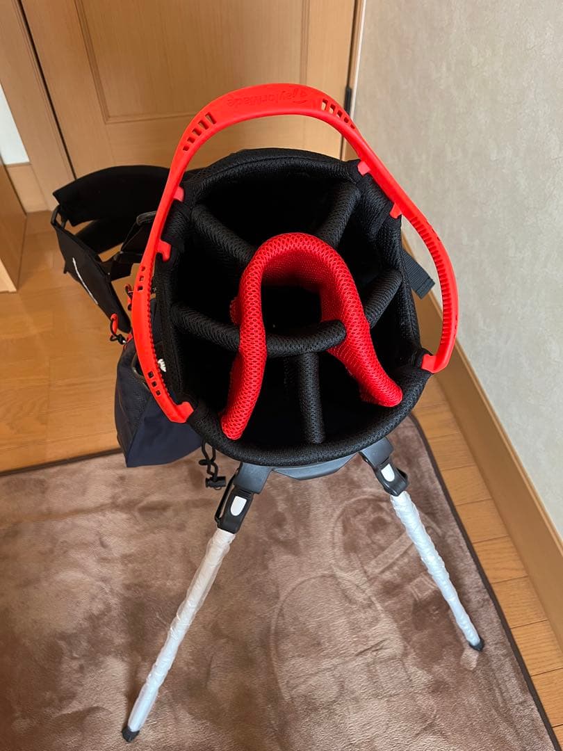新品未使用TaylorMade スタンドバッグ ネイビー/レッド　ネームタグ付
