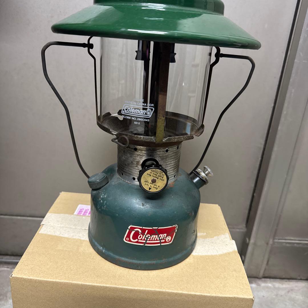 コールマン（Coleman）のヴィンテージガソリンランタン、Model 228F