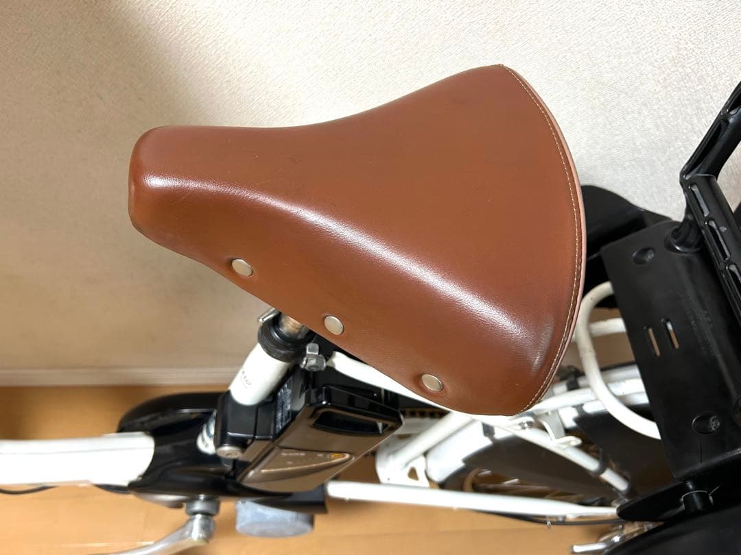 電動自転車　横浜　パナソニック　ギユットミニ 前後タイヤ新品　バッテリー2個