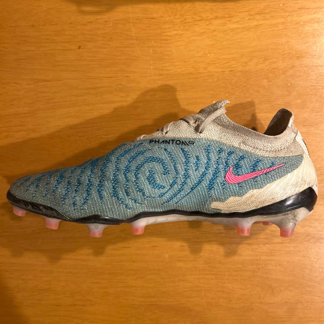 NIKE ファントムGX AG PRO