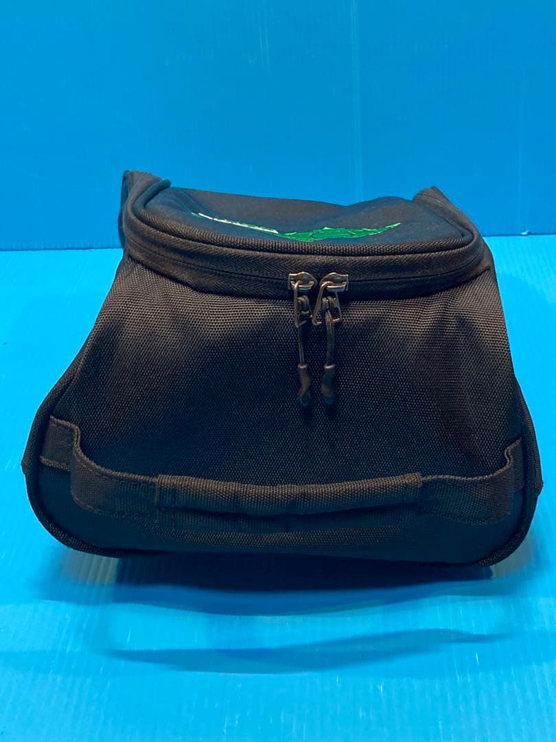 【超美品≒新品】BEAMS GOLF／ビームスゴルフ　シューズケース 色：黒×緑