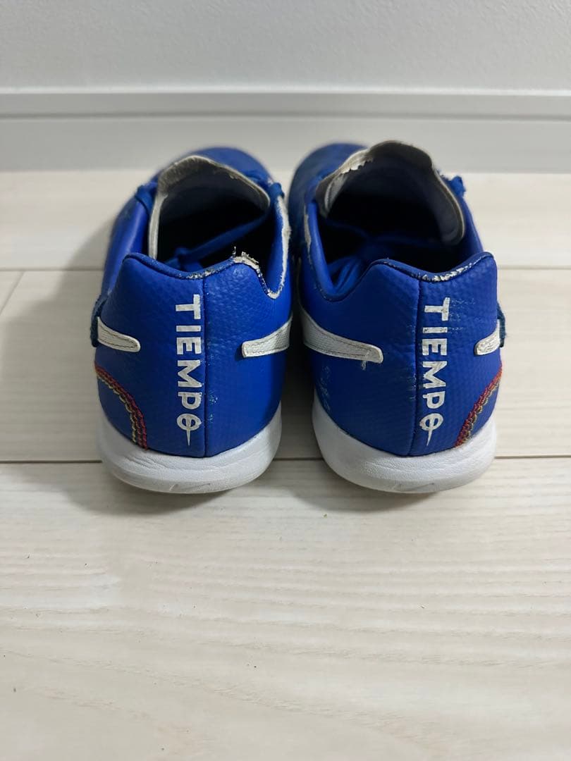 値引き‼️Nike Tiempo フットサルシューズ ブルー