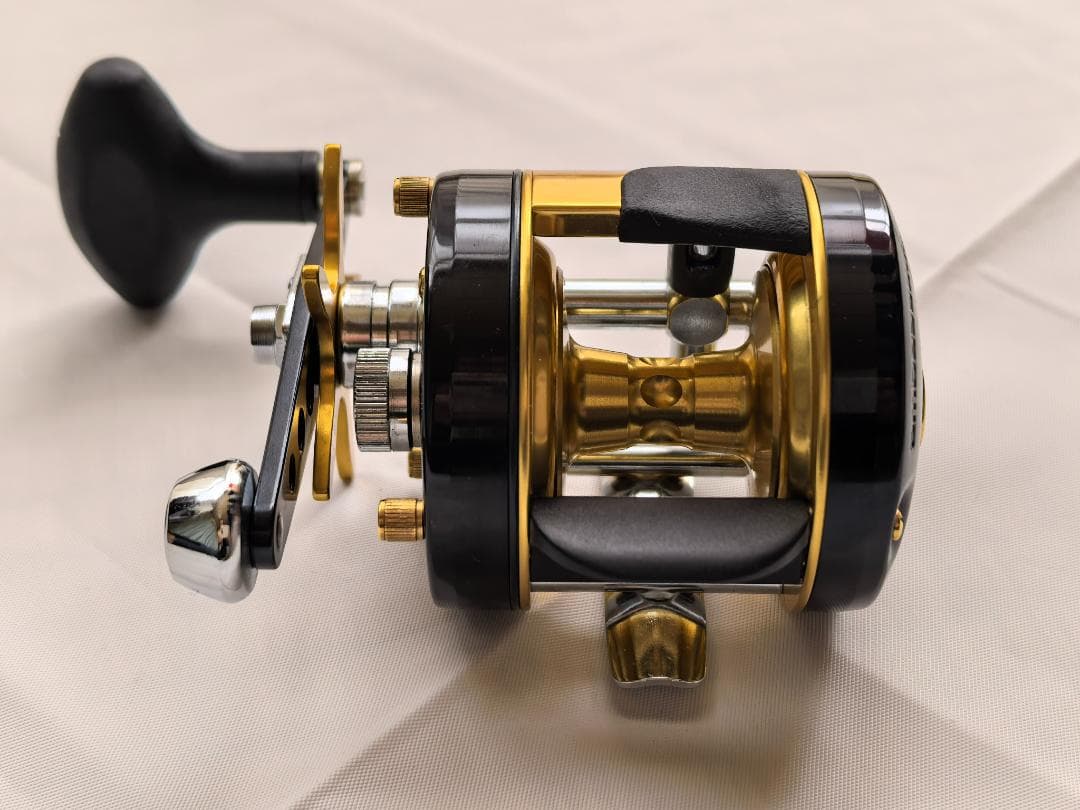 アブガルシア Ambassadeur 5601 C4 HYPER WINCH