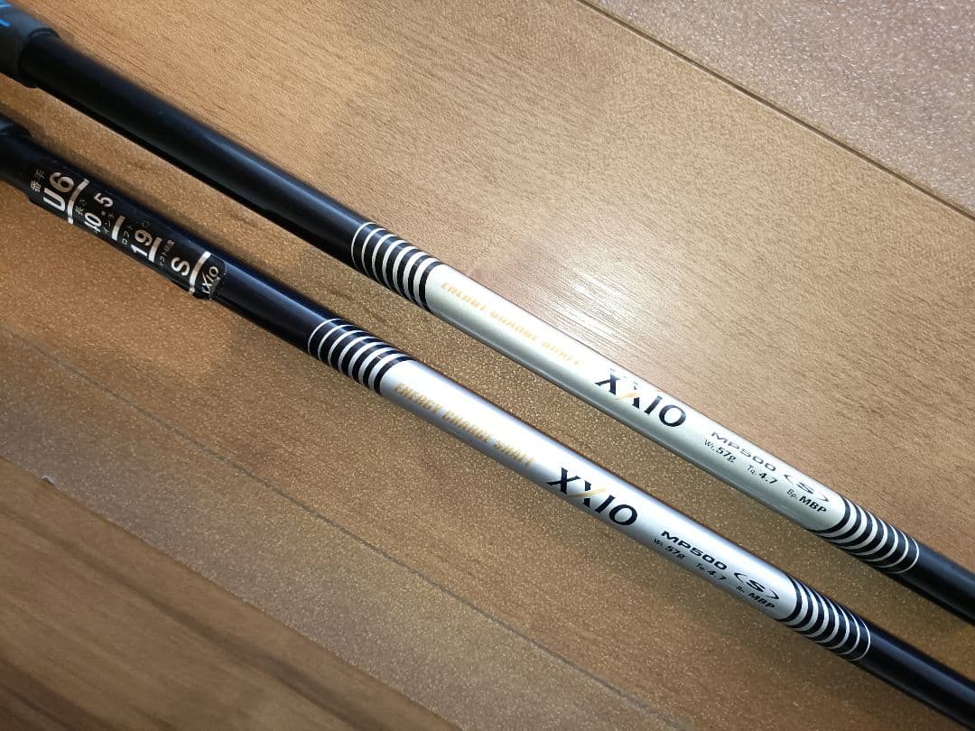 2本セット、ゼクシオ2008　ユーティリティ U6 19度　U8 23度
