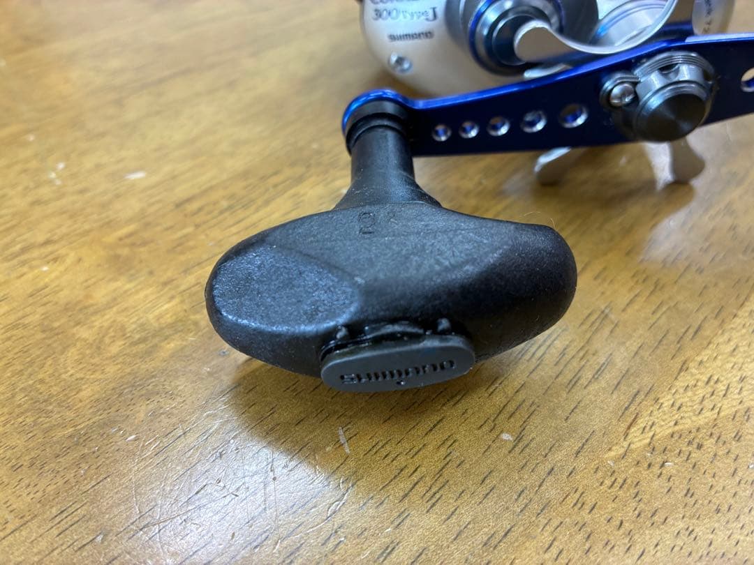 シマノ　クラド　CURADO300J ベイトリール