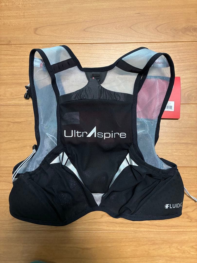 UltrAspireウルトラスパイアMOMENTUM 2.0 新品　Sサイズ