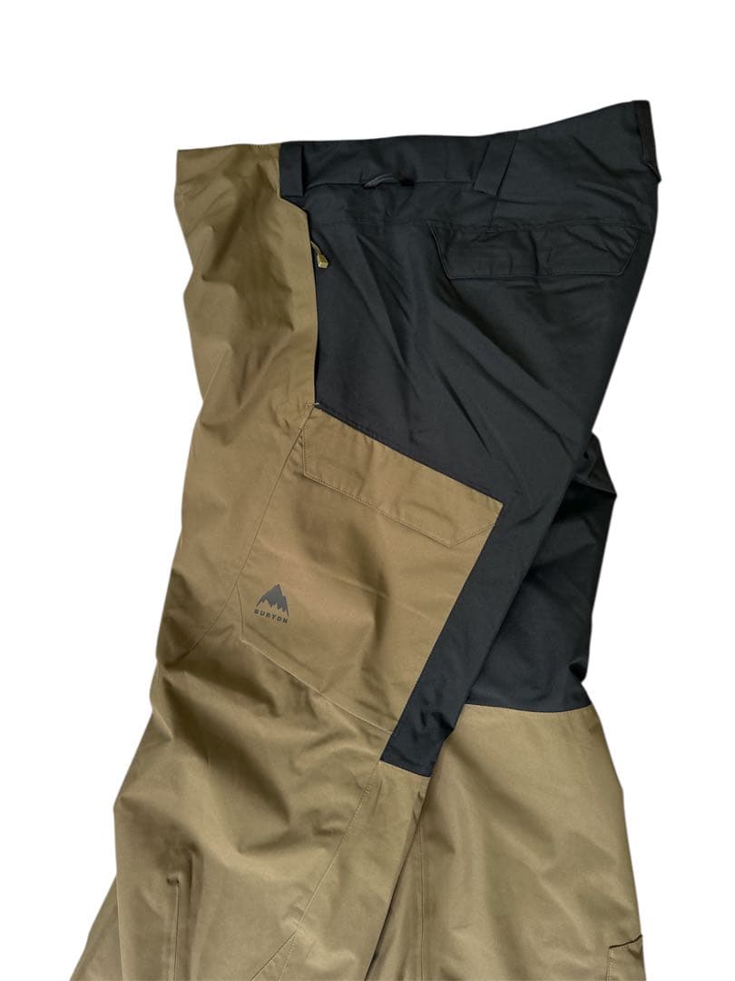 未使用　BURTON スノーボードパンツ L Size