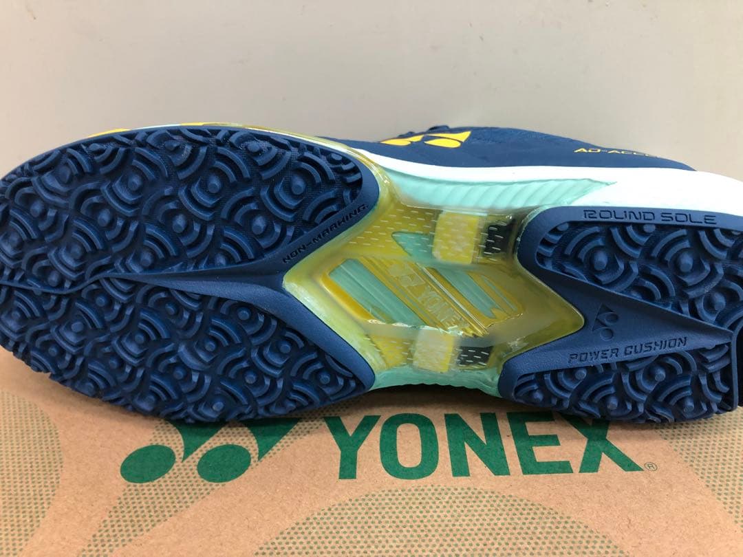 新品 YONEX パワークッションアドアクセル GC SHTAAMG 24.0